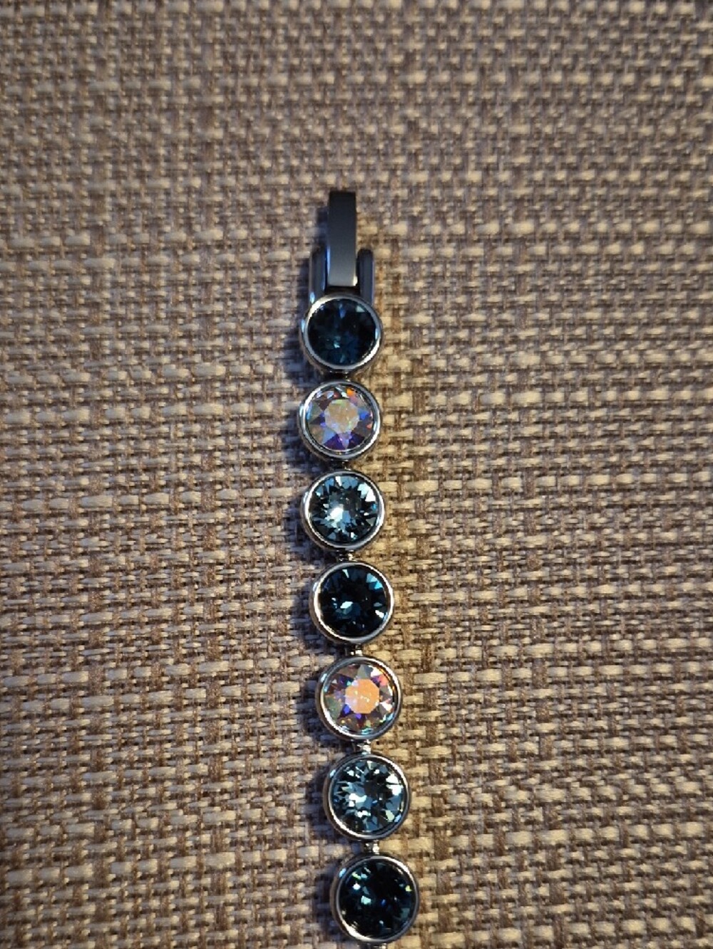 Touchstone Crystal Braclet - Picture 3 of 4